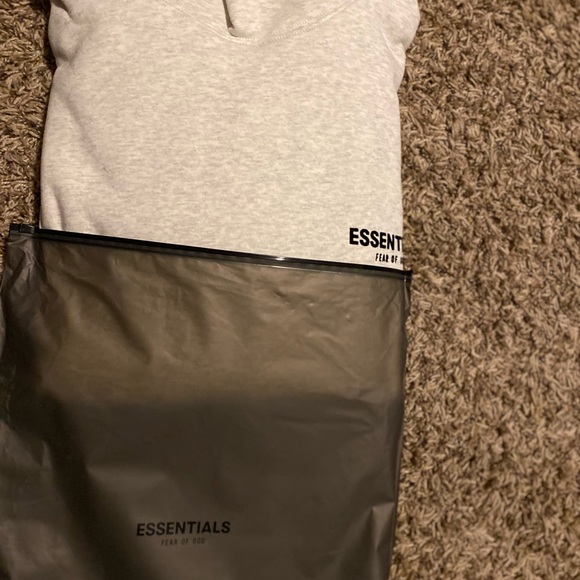 Essentials Fear of God hoodie - Picture 1 of 4
